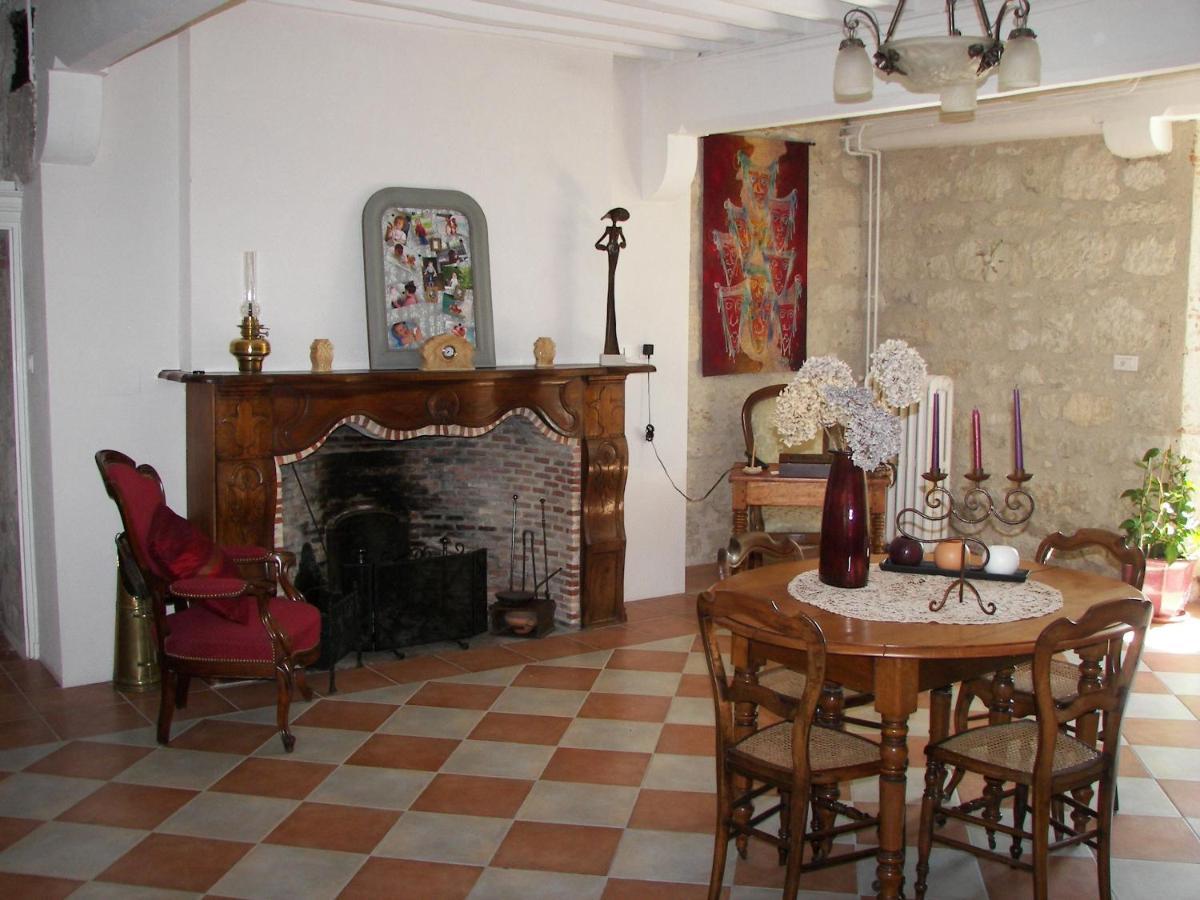 مبيت وإفطار Saint-Jean-de-Thurac Domaine Du Noble المظهر الخارجي الصورة