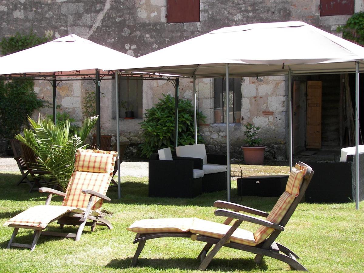 مبيت وإفطار Saint-Jean-de-Thurac Domaine Du Noble المظهر الخارجي الصورة