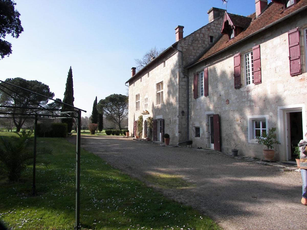 مبيت وإفطار Saint-Jean-de-Thurac Domaine Du Noble المظهر الخارجي الصورة